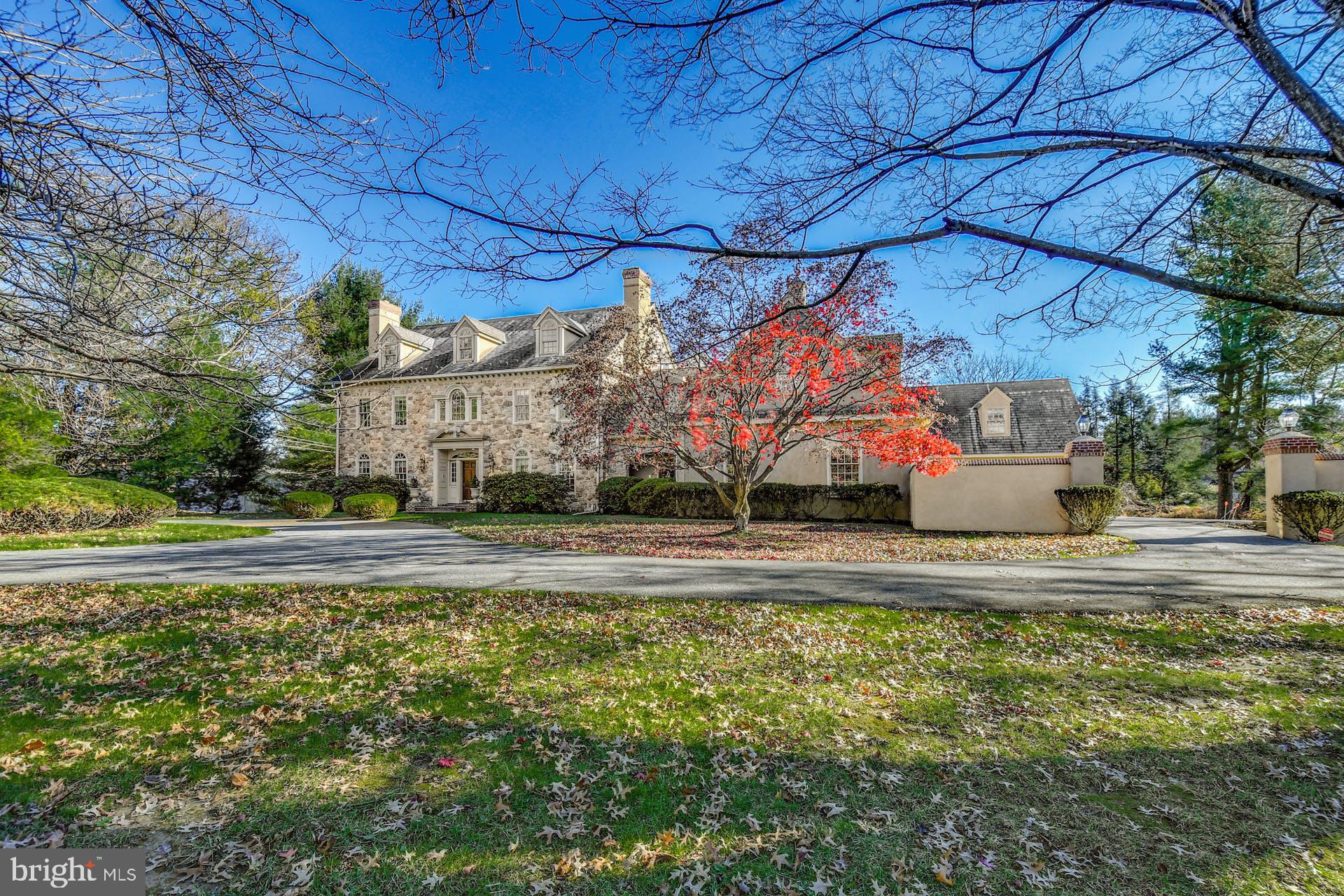 2222 Nottingham Road Allentown, PA 18103 - Photo 2 of 37 Gallery Image 2
