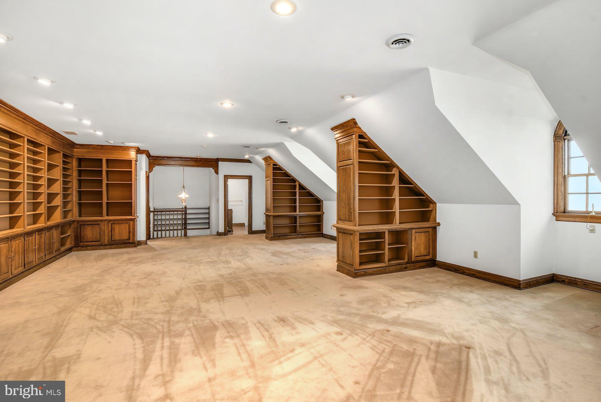 2222 Nottingham Road Allentown, PA 18103 - Photo 30 of 37 Gallery Image 30