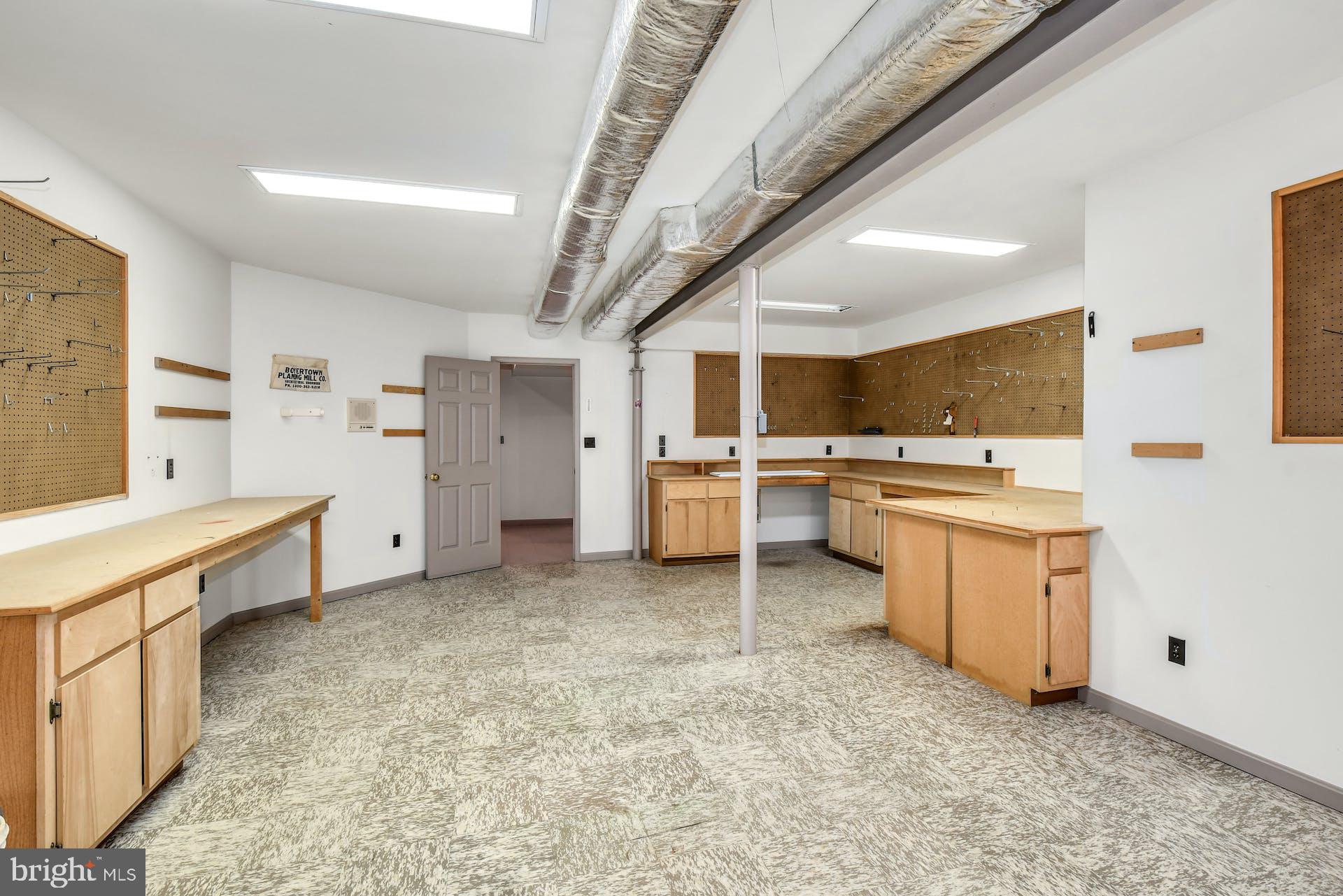 2222 Nottingham Road Allentown, PA 18103 - Photo 32 of 37 Gallery Image 32