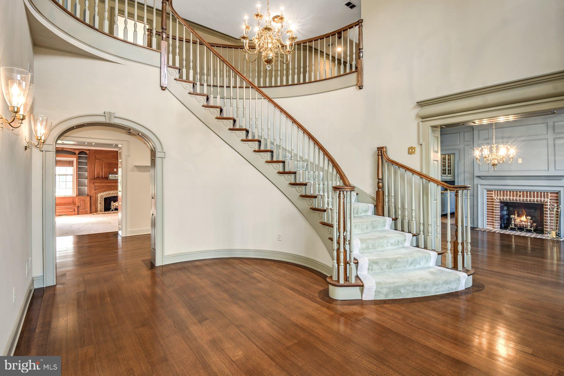 2222 Nottingham Road Allentown, PA 18103 - Photo 4 of 37 Gallery Image 4