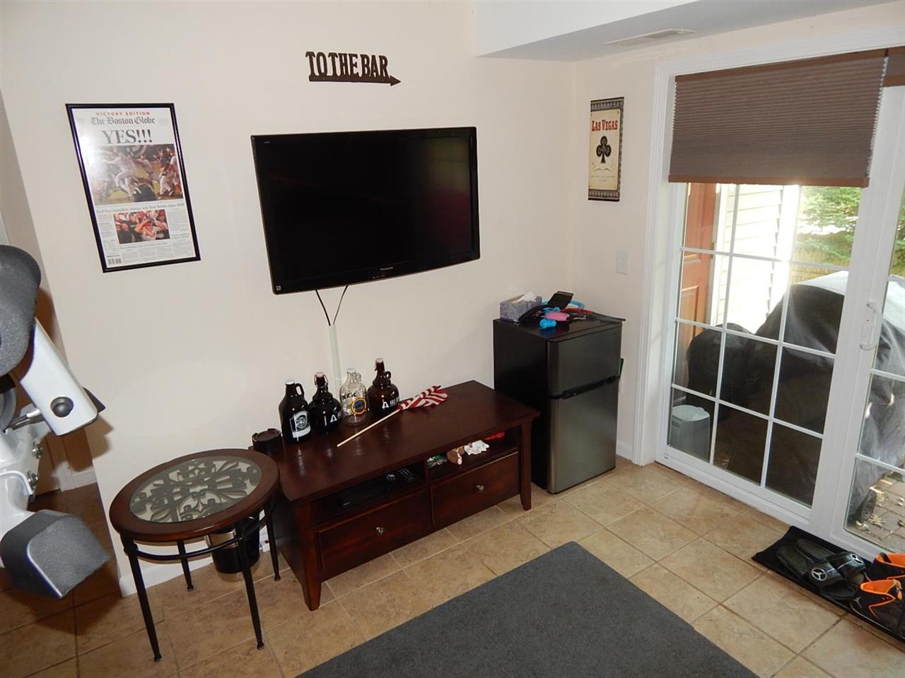 9 Hackett Hill Road, Unit 48 Manchester, NH 03102 - Photo 23 of 31 Gallery Image 23
