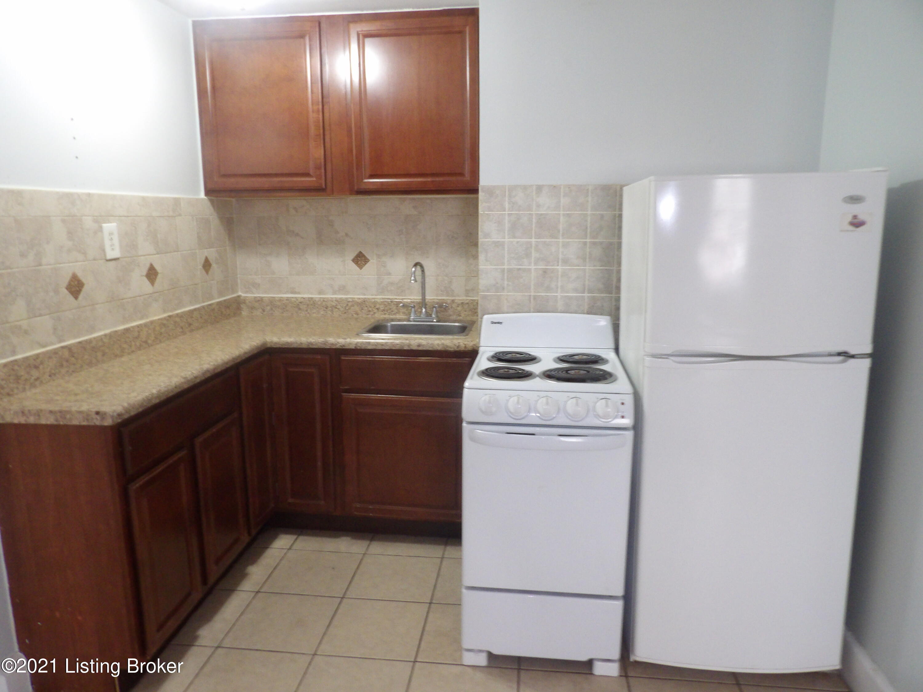 Pictures are from Condo V2