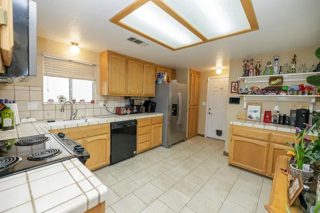 $410,000 | 2329 Orchard View Circle, Modesto, CA 95355