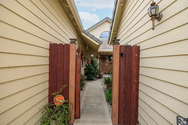 $410,000 | 2329 Orchard View Circle, Modesto, CA 95355