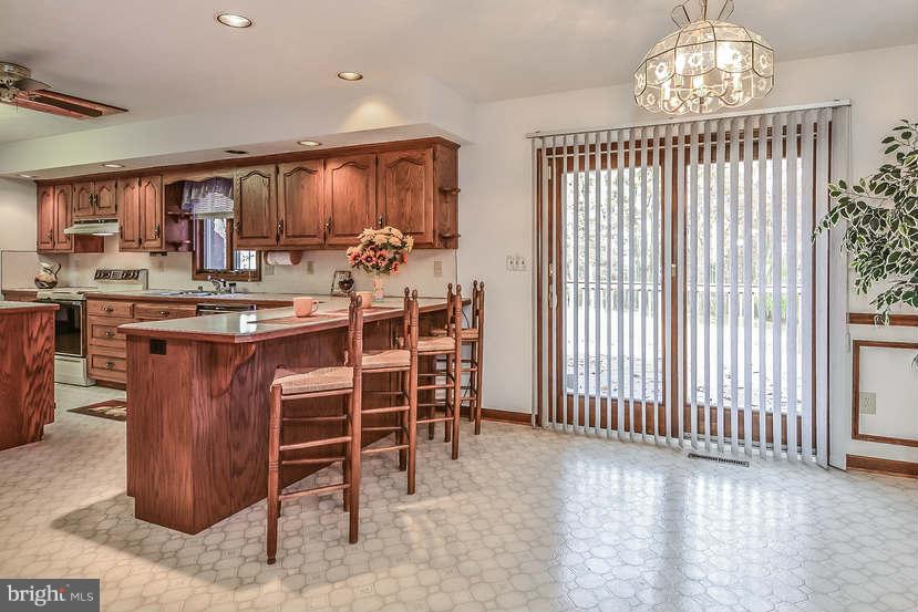 1334 Dennings Road New Windsor, MD 21776 - Photo 14 of 30 Kitchen