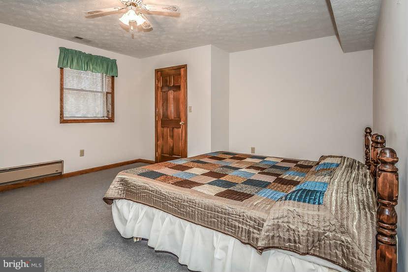 1334 Dennings Road New Windsor, MD 21776 - Photo 23 of 30 Bedroom