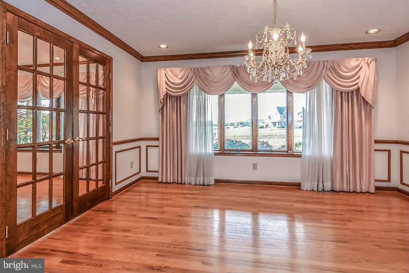 1334 Dennings Road New Windsor, MD 21776 - Photo 8 of 30 Dining Room