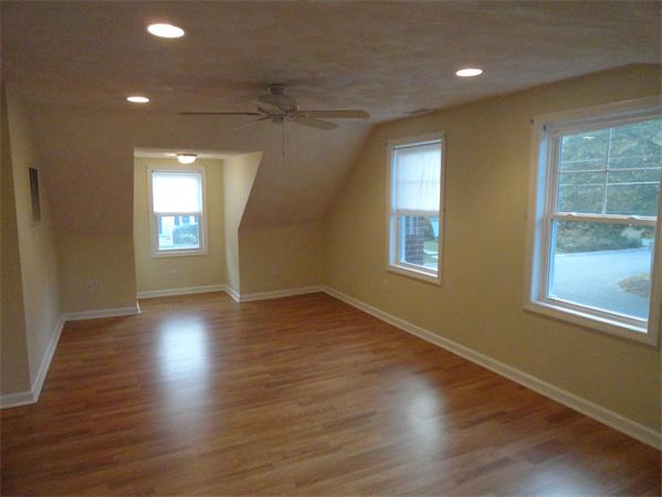 8 Elmhurst Road Stoneham, MA 02180 - Photo 8 of 12 Gallery Image 8