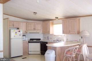 110 Clamshell Road Ocean City, MD 21842 - Photo 3 of 7 Gallery Image 3