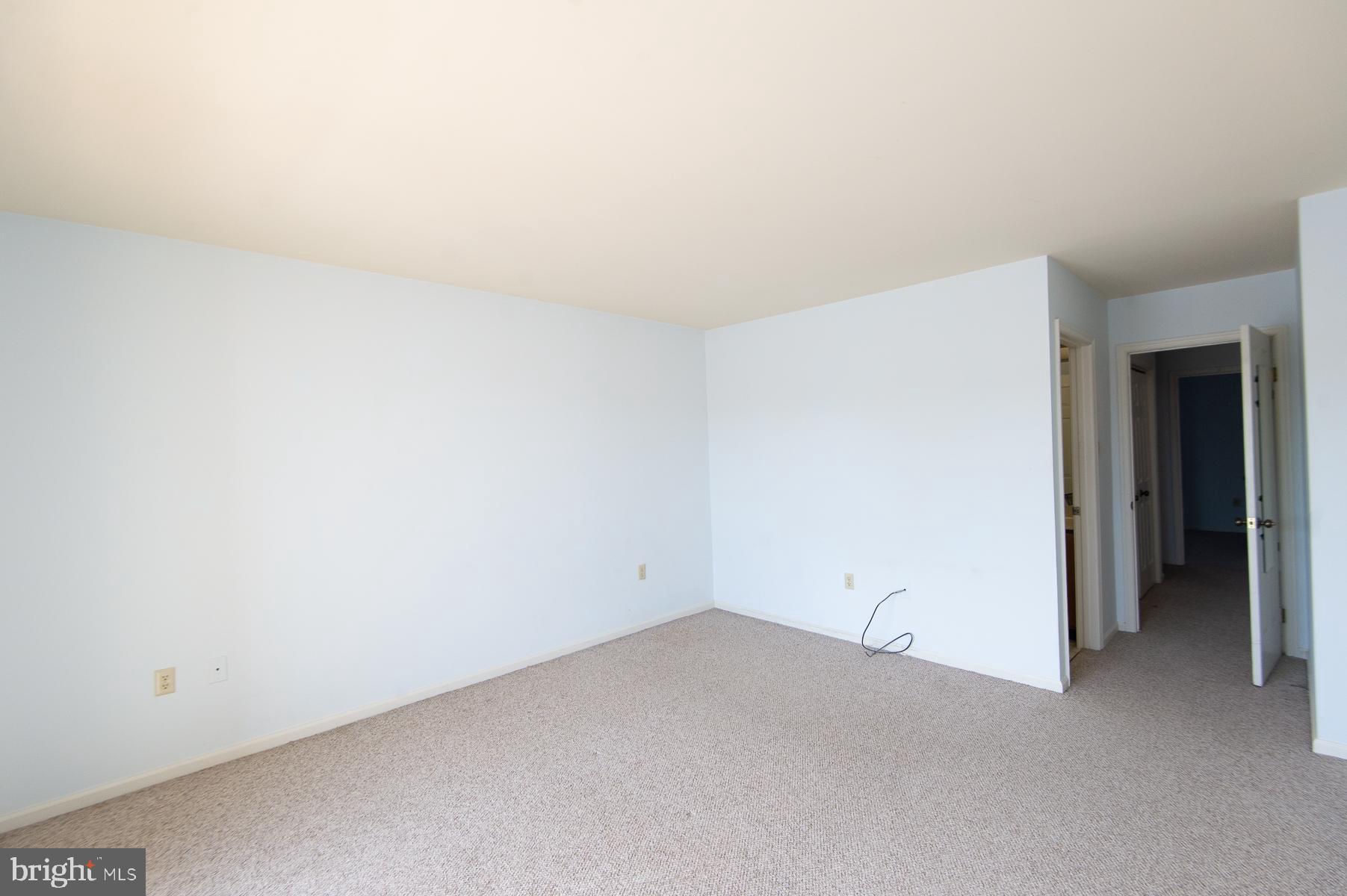 204 Market Square, Unit 12C Cambridge, MD 21613 - Photo 33 of 44 a view of small space
