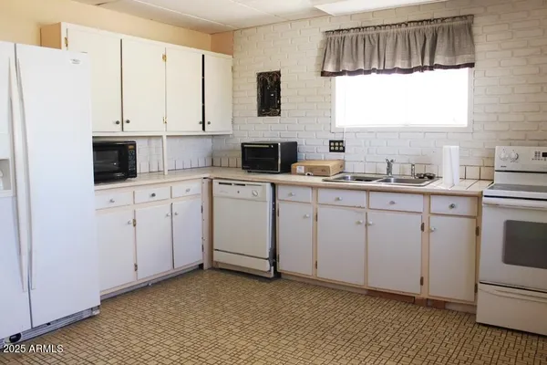 $525,000 | 28401 South Rain Valley Road, Elgin, AZ 85611