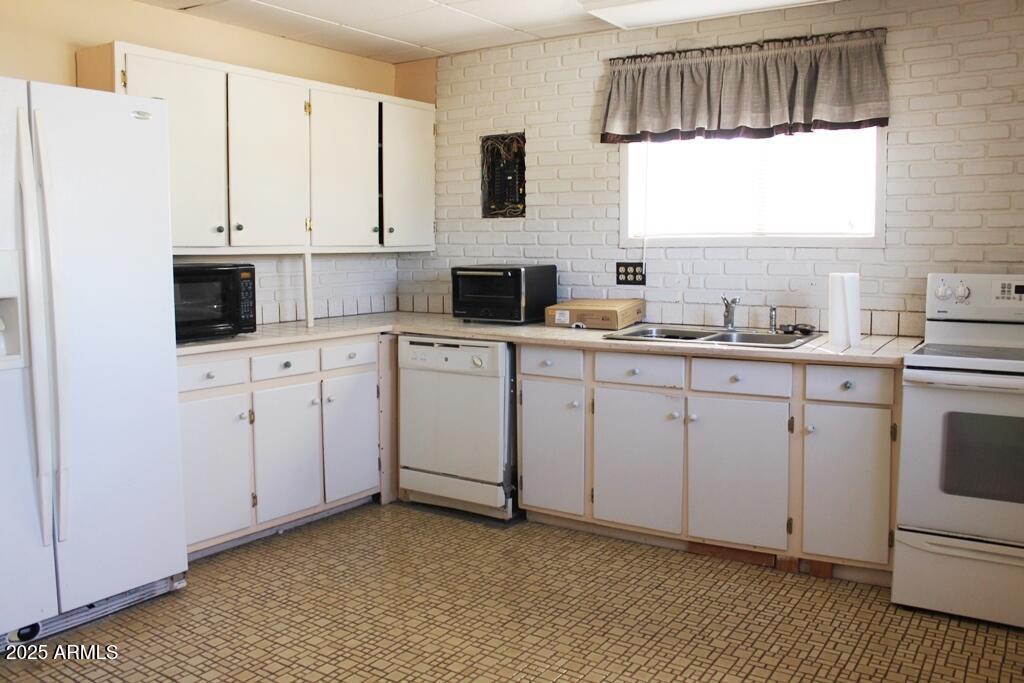 28401 South Rain Valley Road Elgin, AZ 85611 - Photo 44 of 58 IMG_9231