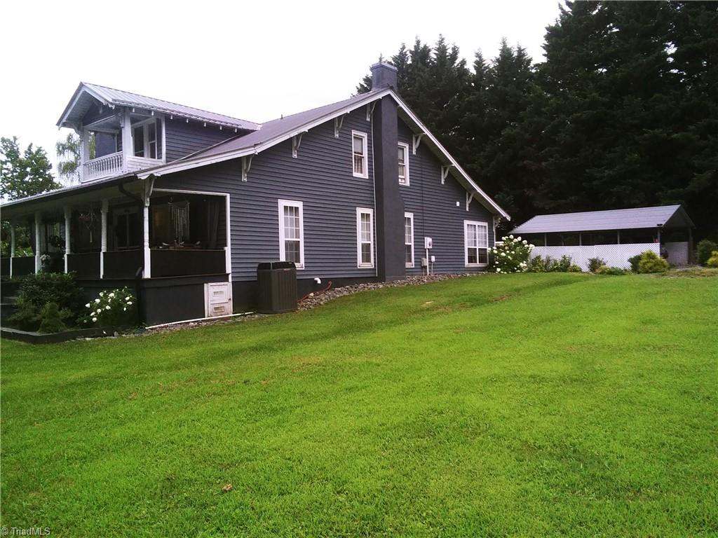 1343 North Franklin Road Mount Airy, NC 27030 - Photo 3 of 50 Gallery Image 3