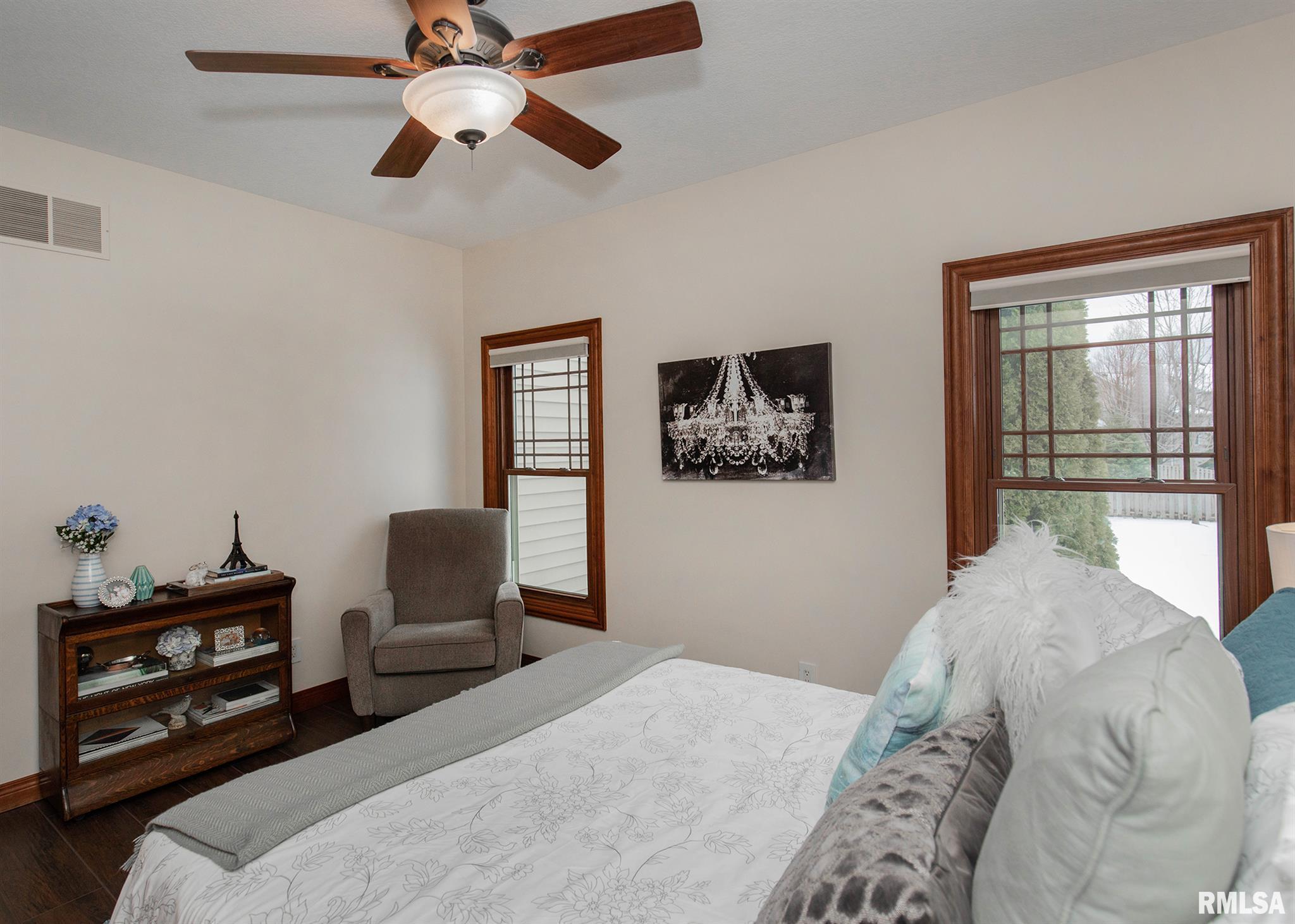 5465 Hugo Road Bettendorf, IA 52722 - Photo 19 of 50 Gallery Image 19