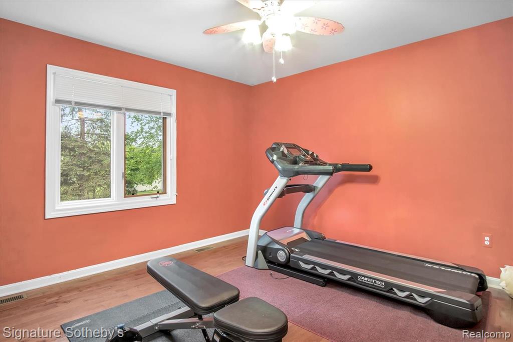 3178 Avalon Road Rochester, MI 48309 - Photo 35 of 54