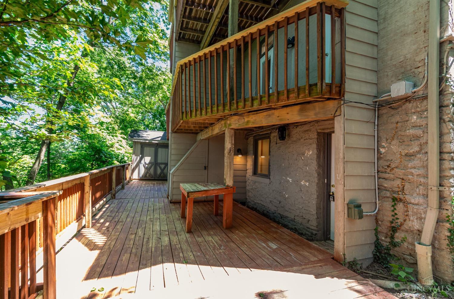 3 Foxhall Court Cincinnati, OH 45219 - Photo 16 of 37 Unit 1 lower level deck