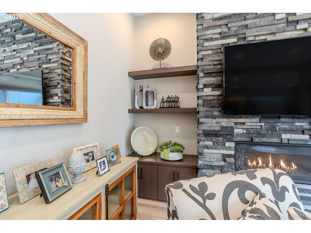 38408 Juniper Street Sandy, OR 97055 - Photo 38 of 47 a kitchen view with a stove and a microwave
