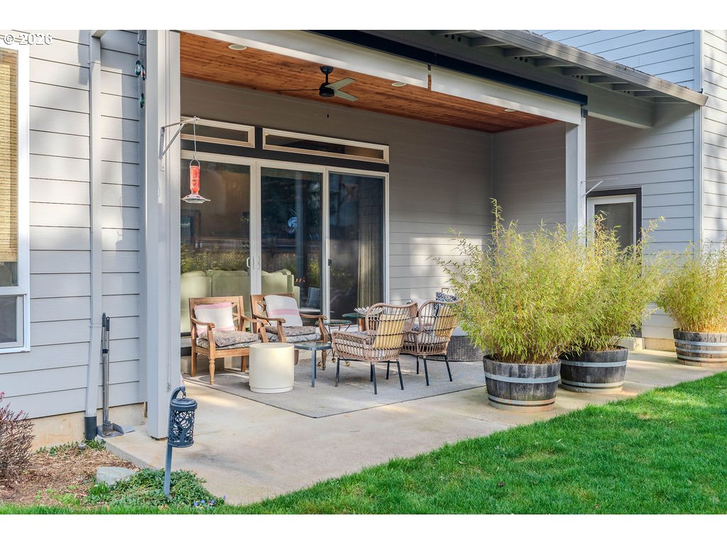 38408 Juniper Street Sandy, OR 97055 - Photo 40 of 47 a house view with outdoor seating space