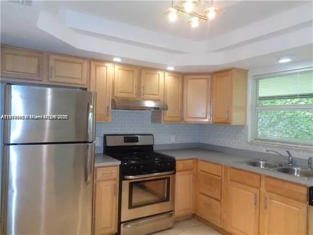 $3,000 | 11511 Northwest 33rd Street, Unit 11511, Sunrise, FL 33323