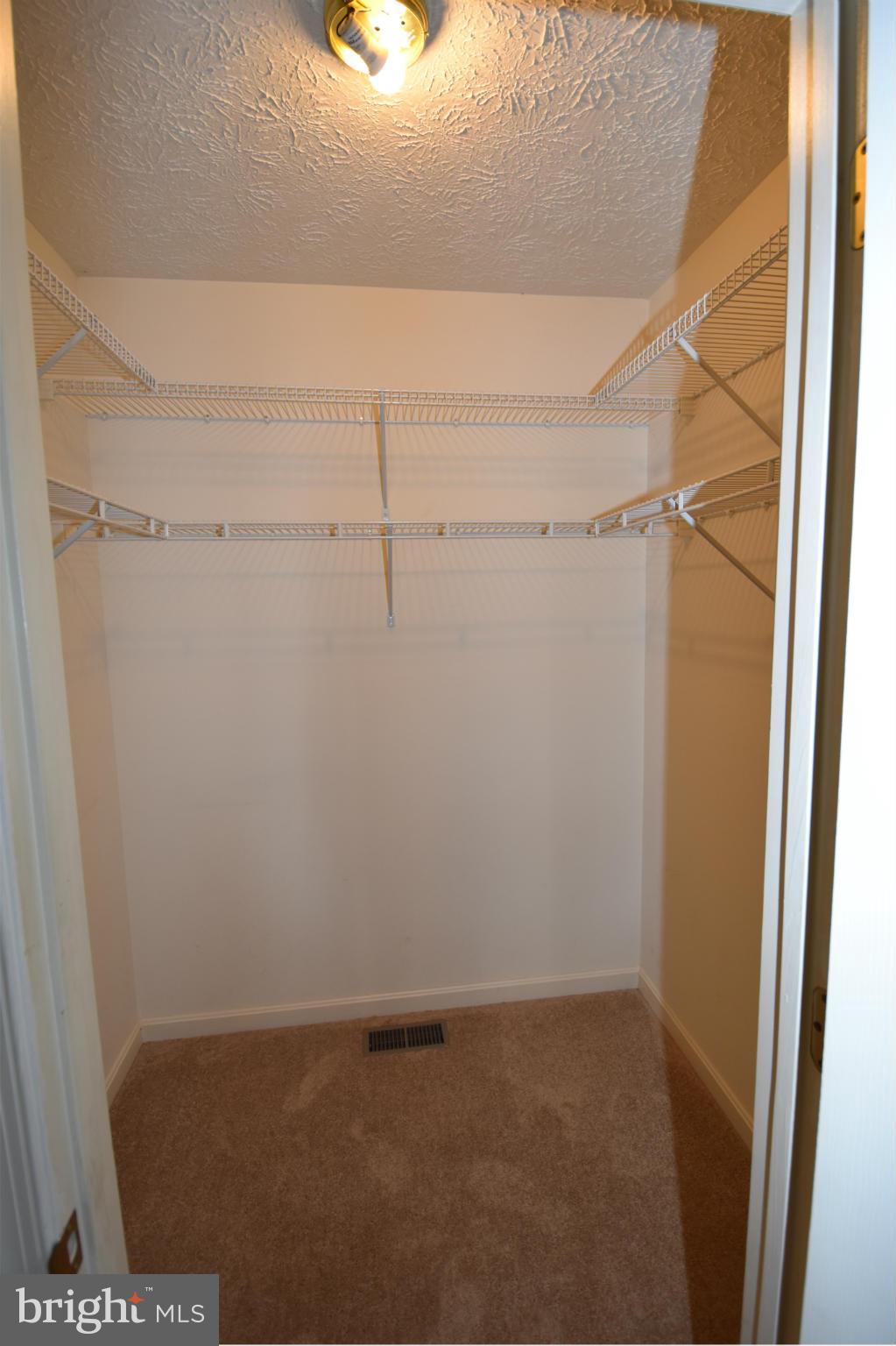 2635 Evergreen Road Odenton, MD 21054 - Photo 9 of 24 Walk in closet