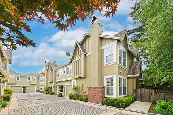 $1,490,000 | 707 Valparaiso Avenue, Menlo Park, CA 94025