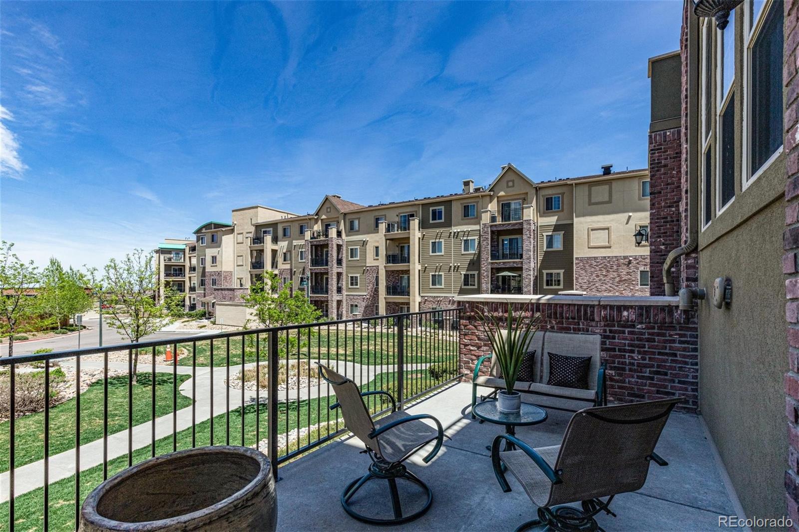 851 Elmhurst Drive, Unit E Highlands Ranch, CO 80129 - Photo 3 of 26