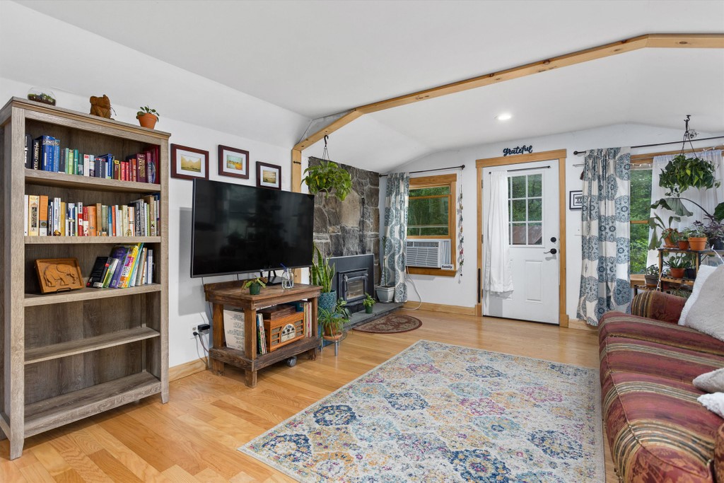 209 Cranberry Ridge Road Glocester, RI 02857 - Photo 8 of 27