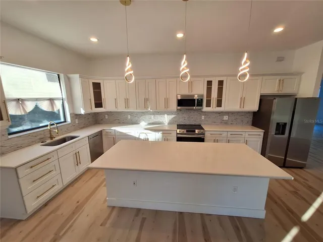 $2,195 | 289 Albatross Road, Rotonda West, FL 33947