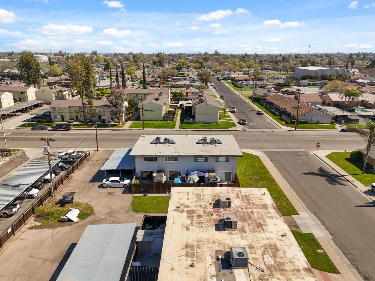 175 South 19th Avenue Lemoore, CA 93245 - Photo 37 of 42 a view of a city