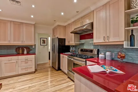 $2,849,000 | 1609 Comstock Avenue, Los Angeles, CA 90024