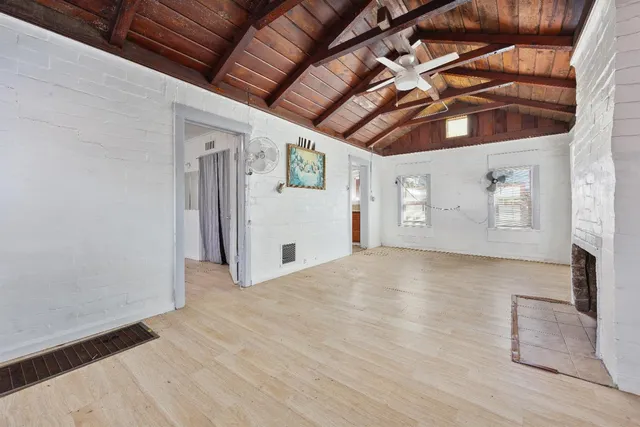 a view of livingroom with an empty space