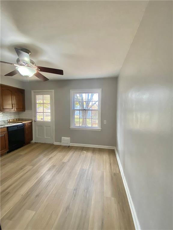 8122 Summit Street Kansas City, MO 64114 - Photo 13 of 25