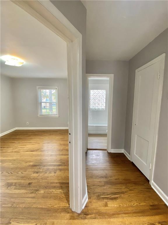 8122 Summit Street Kansas City, MO 64114 - Photo 19 of 25