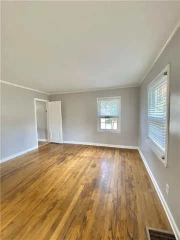 $249,000 | 8122 Summit Street, Kansas City, MO 64114