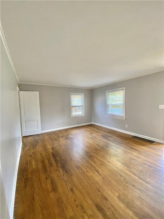 8122 Summit Street Kansas City, MO 64114 - Photo 10 of 25