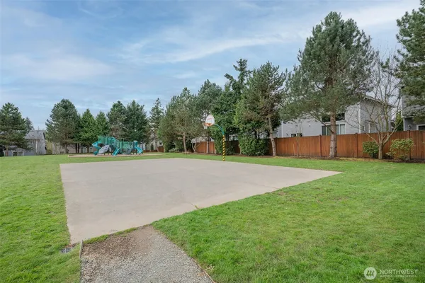 $1,025,000 | 12707 12th Drive Southeast, Everett, WA 98208