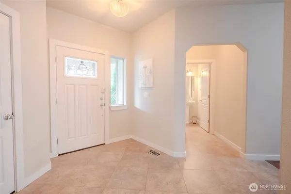$1,025,000 | 12707 12th Drive Southeast, Everett, WA 98208