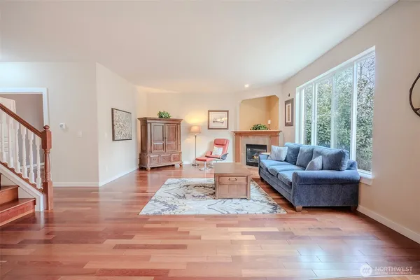 $1,025,000 | 12707 12th Drive Southeast, Everett, WA 98208