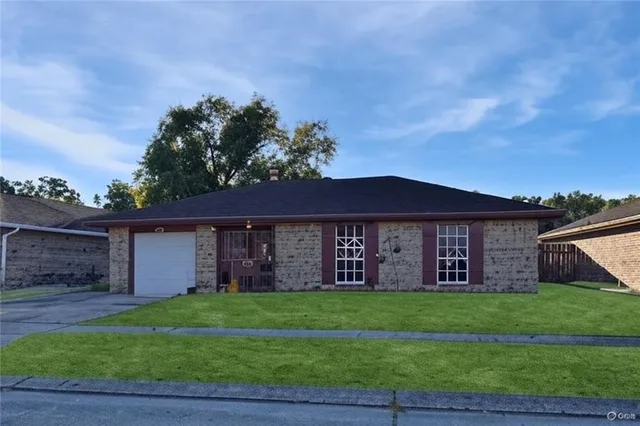 $250,000 | 2416 West Pearl Drive, Marrero, LA 70072