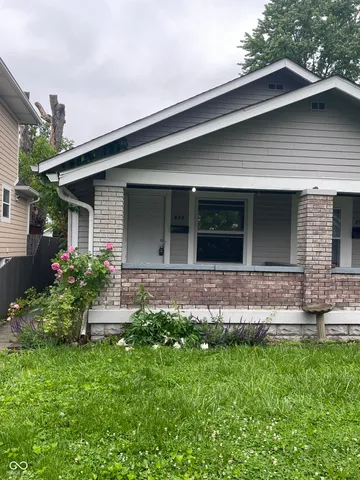 $625 | 890 North Gladstone Avenue, Indianapolis, IN 46201