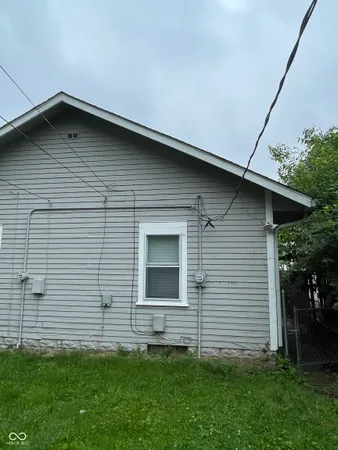 $625 | 890 North Gladstone Avenue, Indianapolis, IN 46201