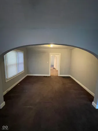 $625 | 890 North Gladstone Avenue, Indianapolis, IN 46201