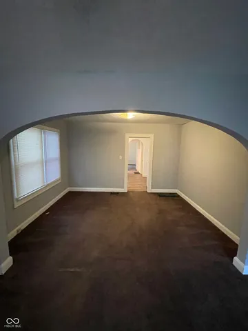 $625 | 890 North Gladstone Avenue, Indianapolis, IN 46201