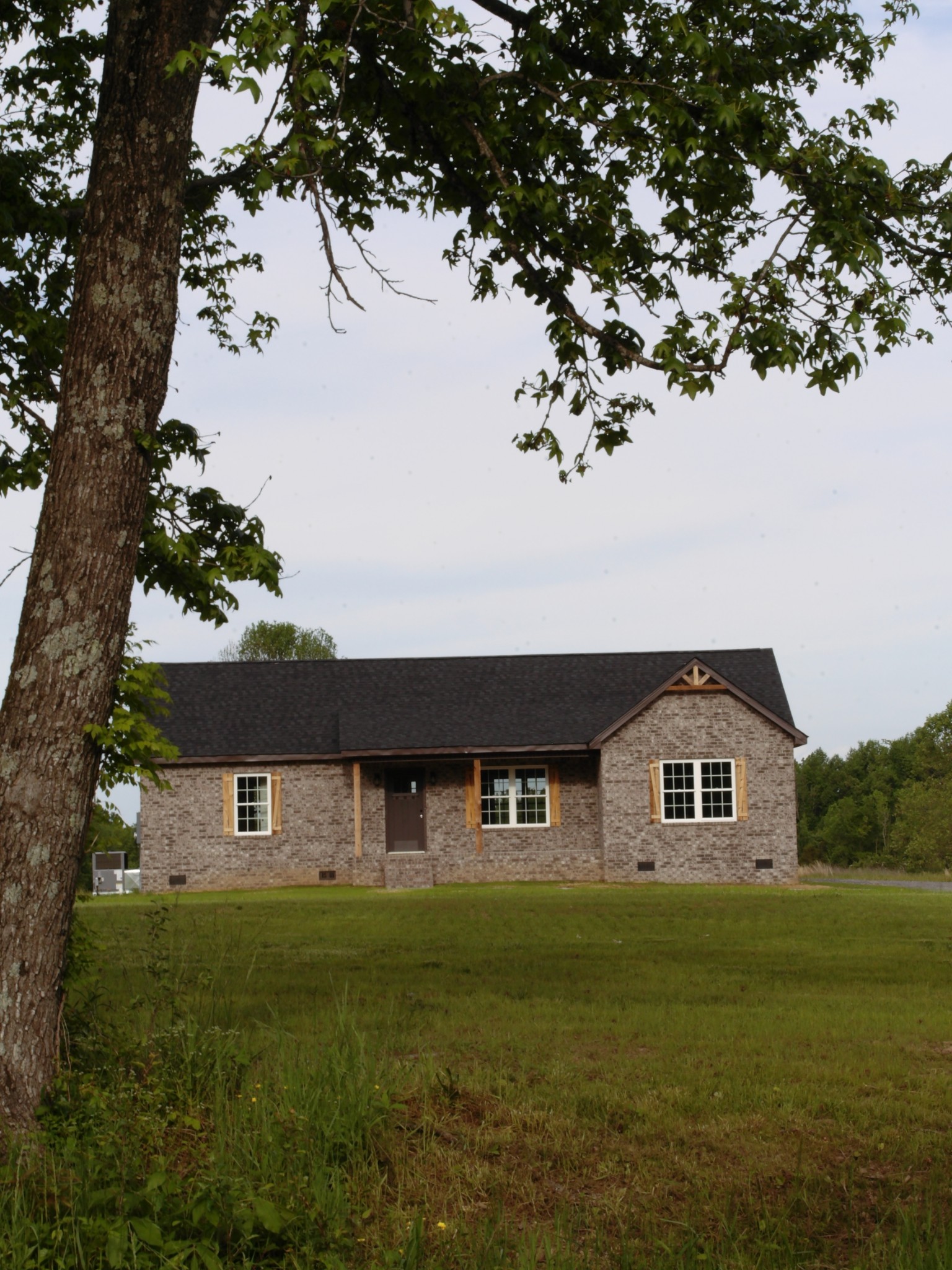 2420 Eugene Reed Road Woodbury, TN 37190 - Photo 2 of 18 Gallery Image 2