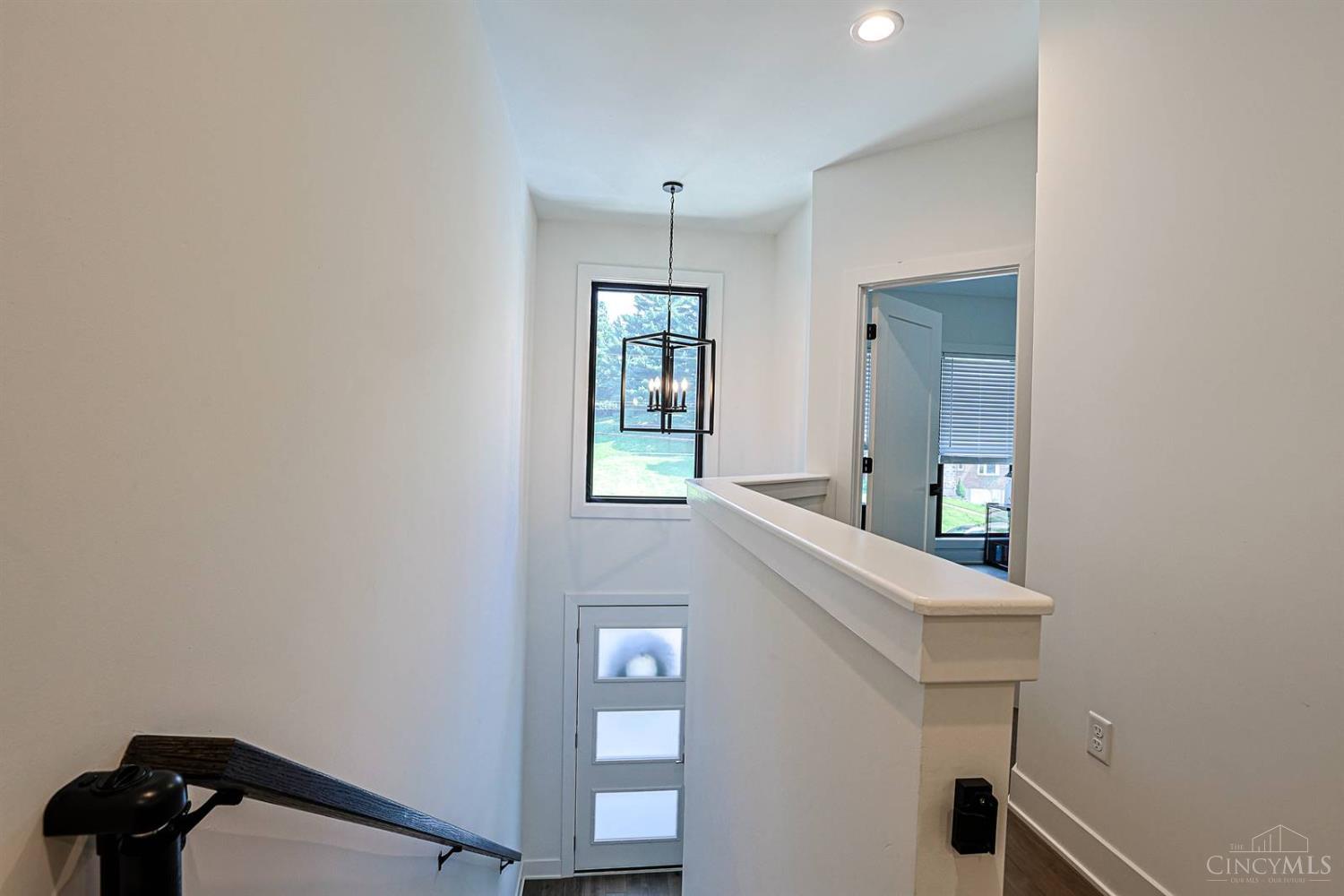 3647 Brotherton Road, Unit C Cincinnati, OH 45209 - Photo 5 of 47