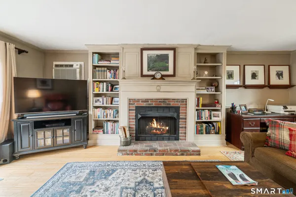 $365,000 | 5 Gorman Place, East Hartford, CT 06108