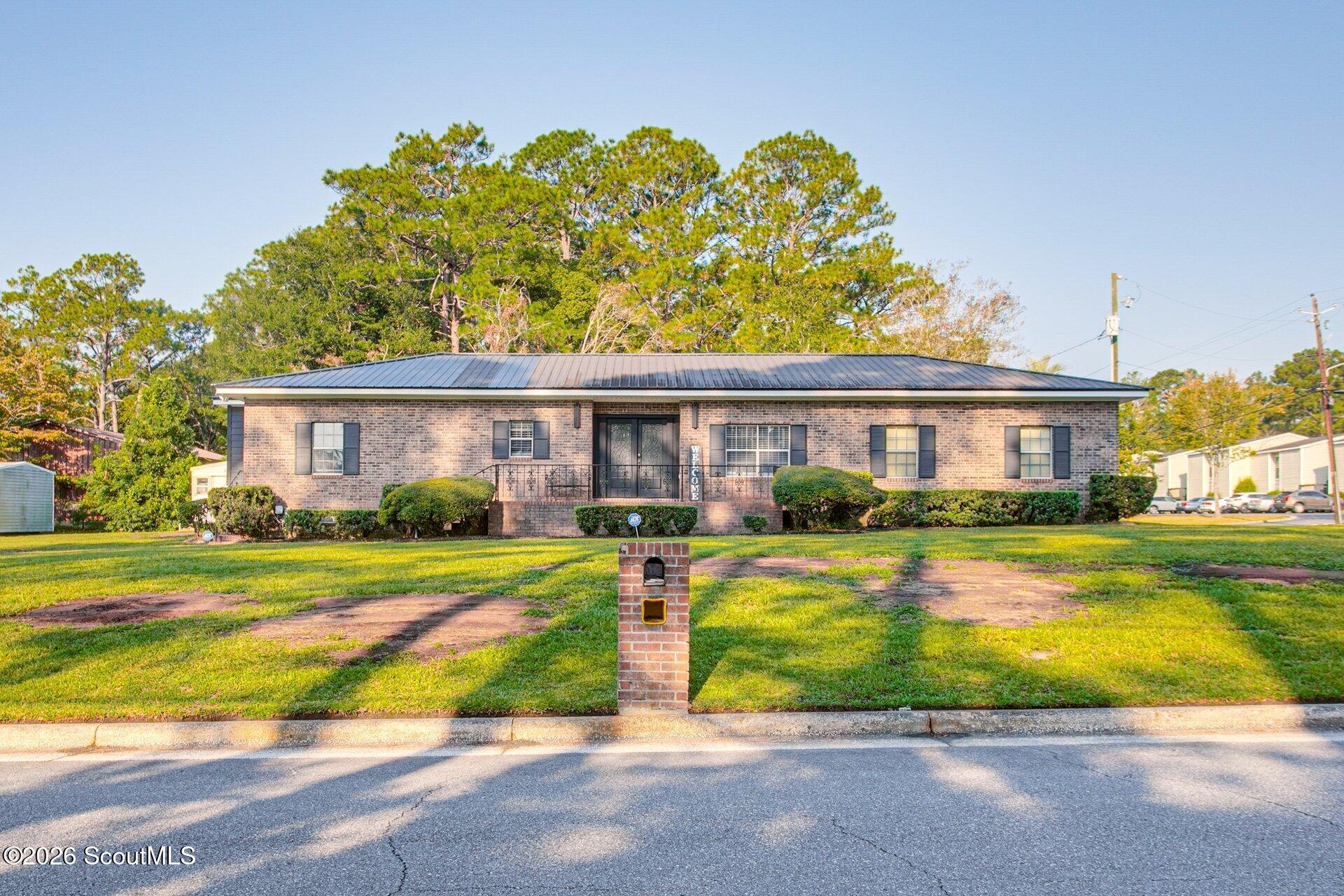 1503 Darling Avenue Waycross, GA 31501 - Photo 1 of 9 a0FPl00000W9rdmMAB