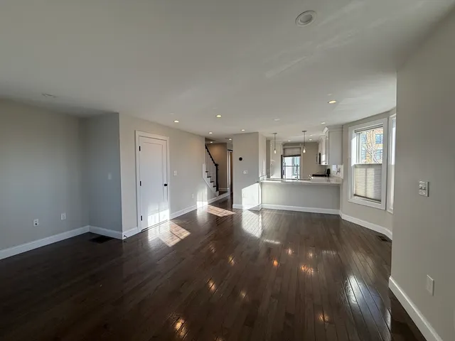 $3,995 | 62 Harvard Avenue, Unit 62, Boston, MA 02136