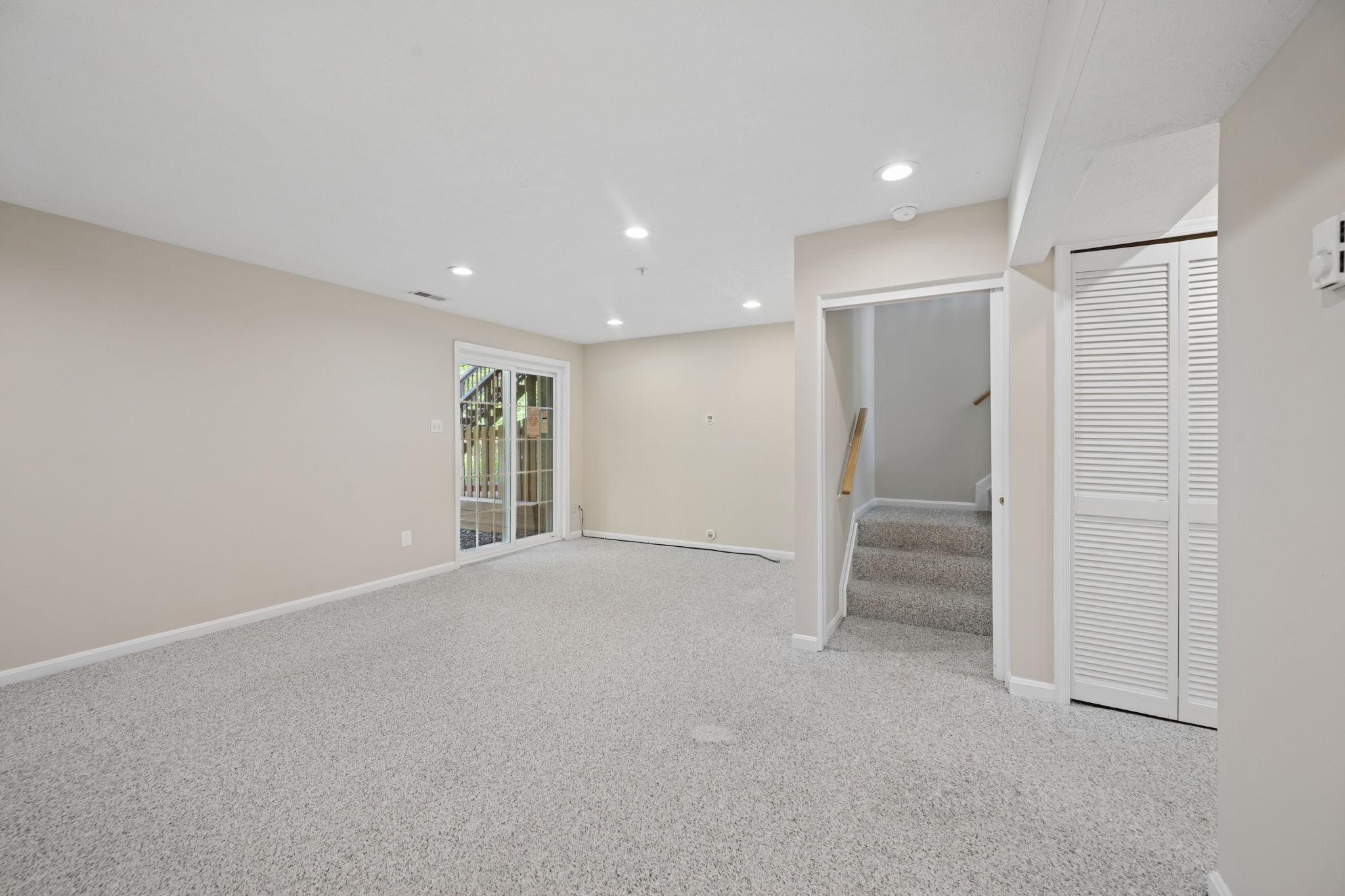 11952 White Heather Road Cockeysville, MD 21030 - Photo 26 of 36 Lower level living area opens to backyard