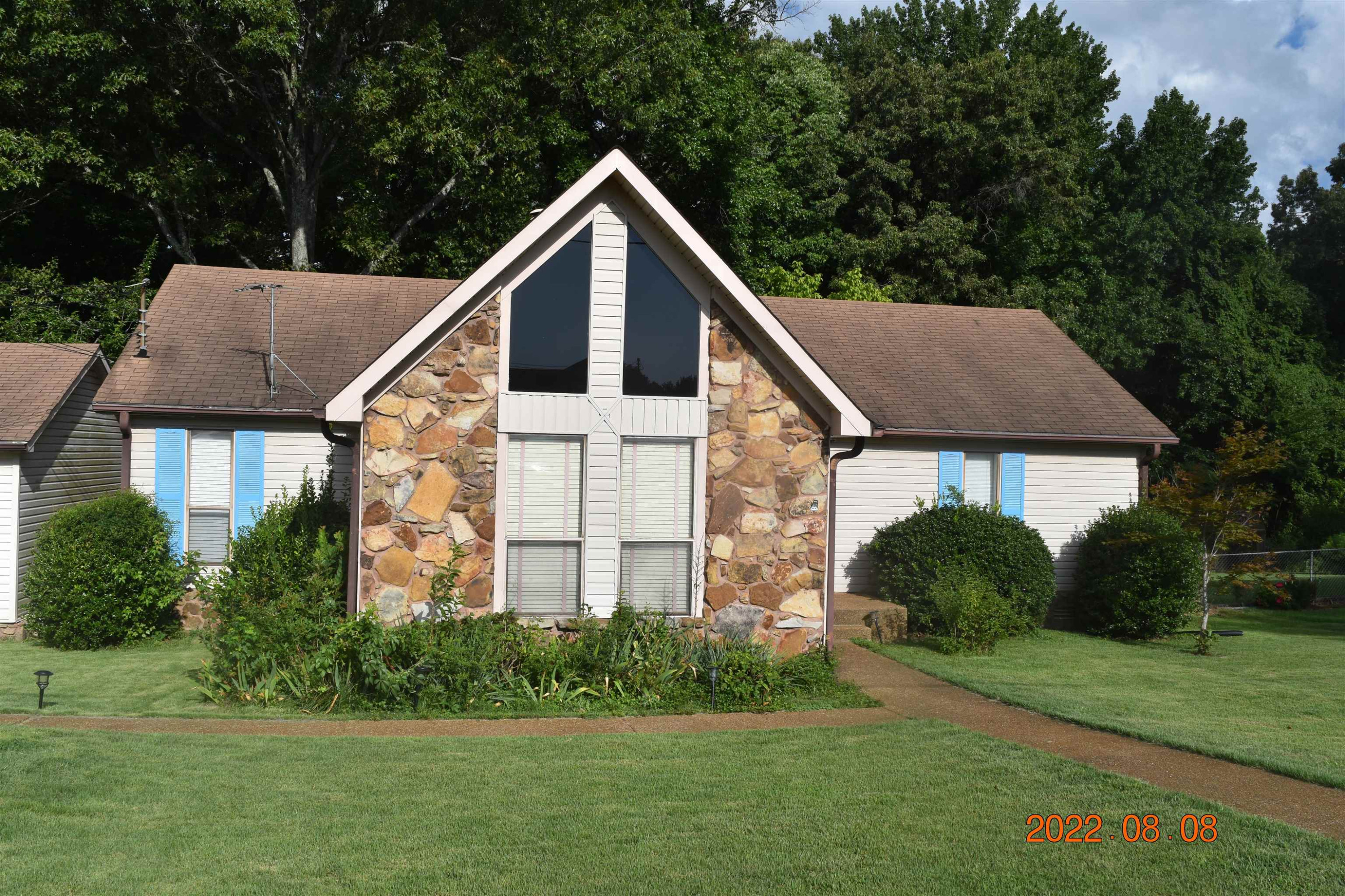 171 Ridgedale Drive Jackson, TN 38305 - Photo 1 of 15 Photo 1